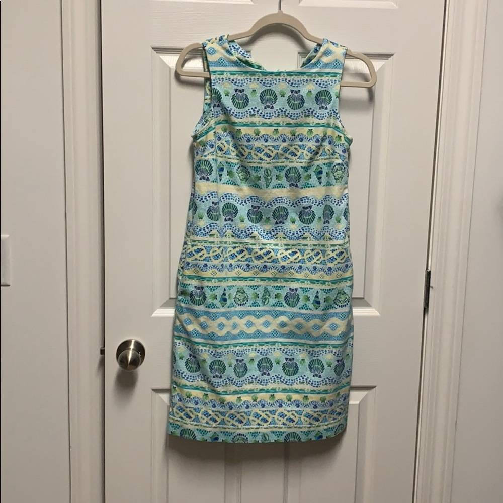 Women’s dress